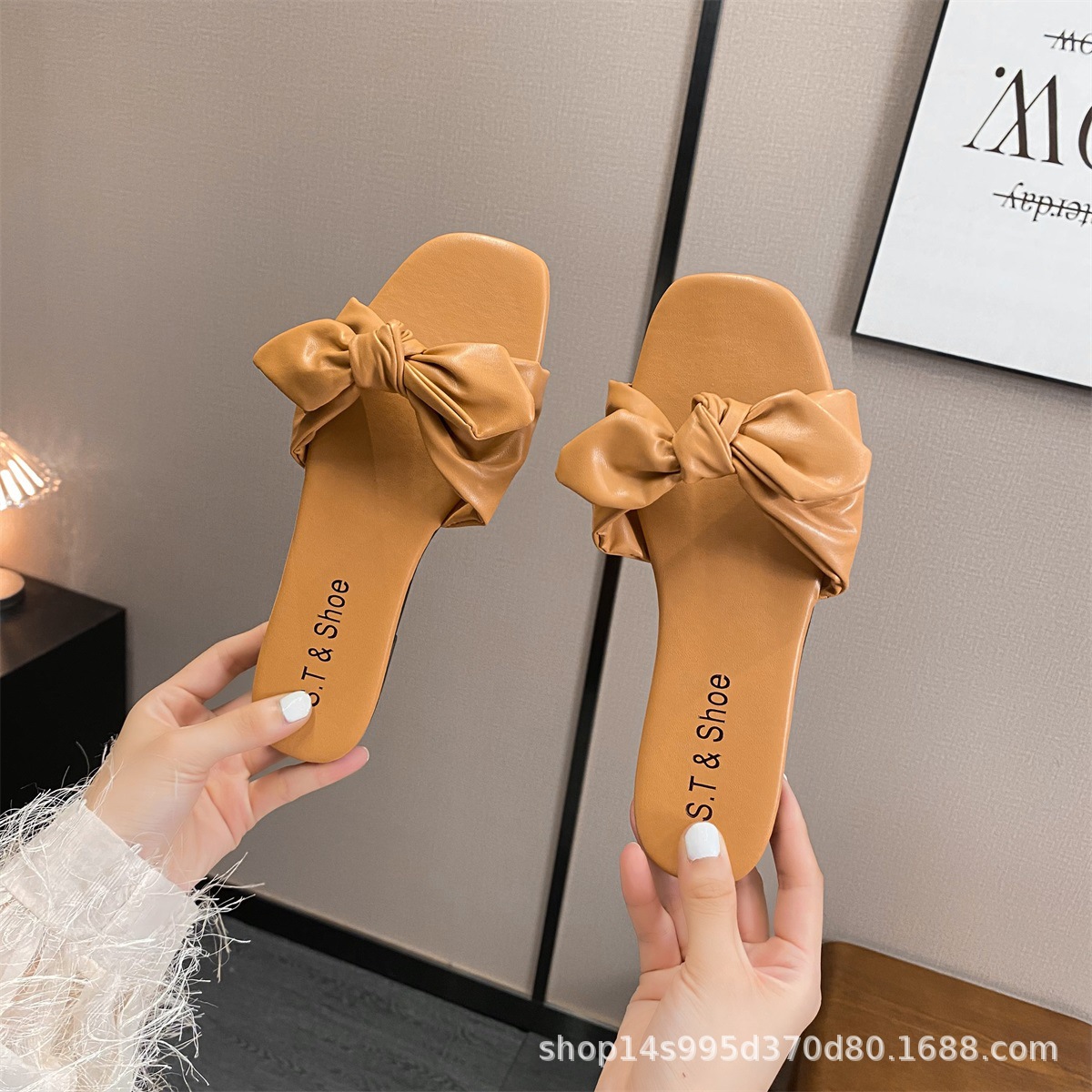 Internet celebrity sandals