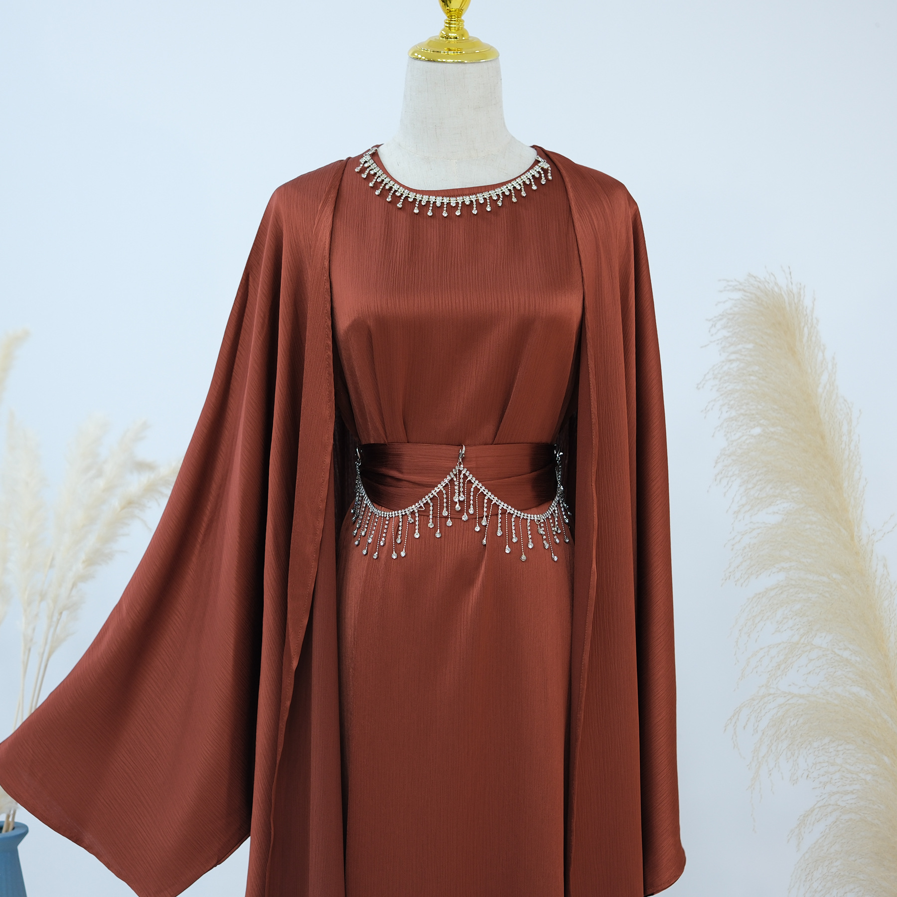 Dubai LR806 with crystal chain